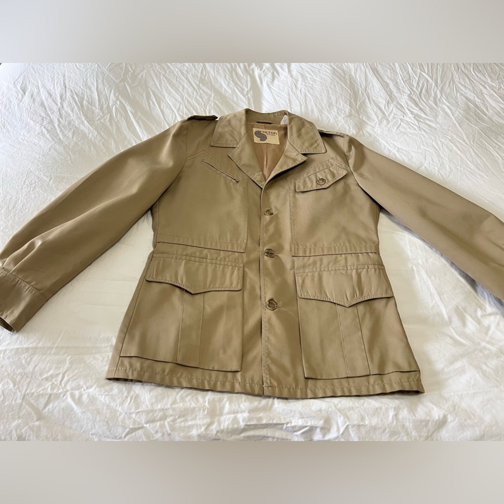 Silton California | Men’s SZ 38 | Vintage Beige Lightweight Jacket